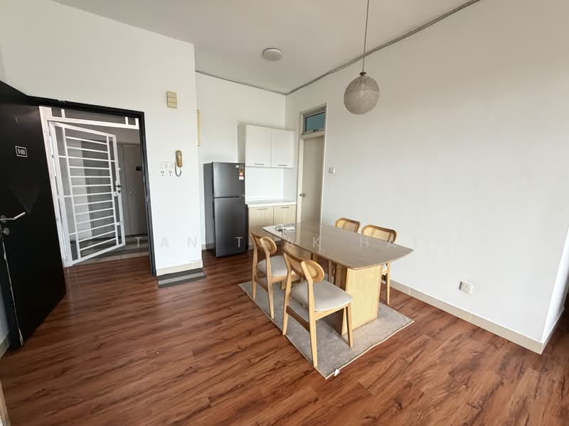 Condominium for Rent at D'Rich Executive Suites - Tan Teak Hai - Dining Room - PropertyGuru.com.my