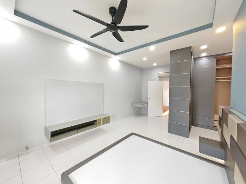Rumah Teres untuk Disewa di Setia Tropika (Johor Bahru) - Siming Lim - Bedroom - PropertyGuru.com.my