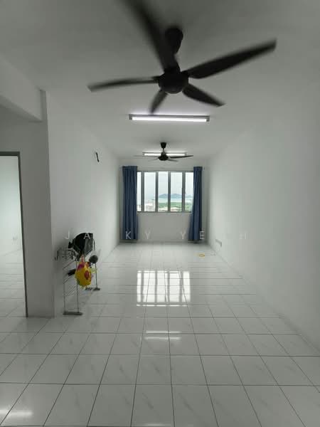 Apartment for Rent at The Rise Collection 2 (Chelliah Park City) - Jacky Yeoh - Living Room - PropertyGuru.com.my