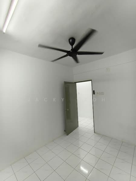 Apartment for Rent at The Rise Collection 2 (Chelliah Park City) - Jacky Yeoh - Interior - PropertyGuru.com.my