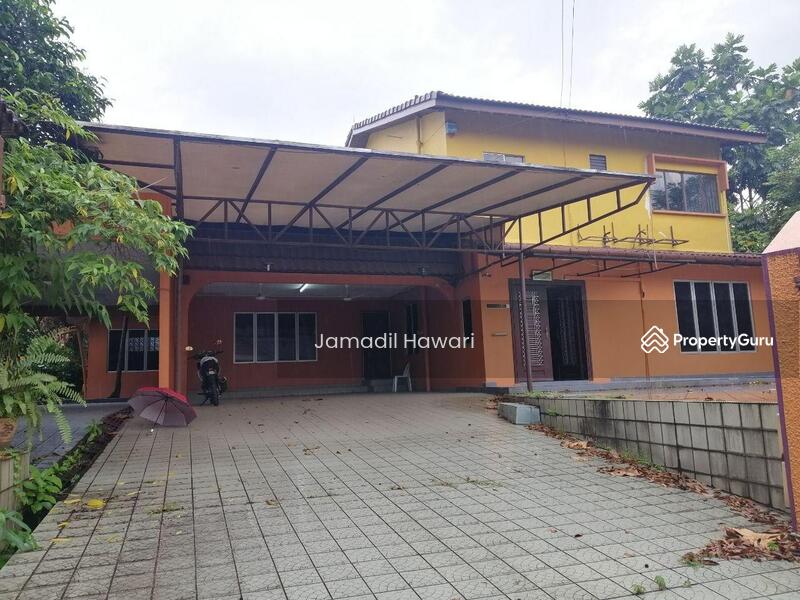 [No Longer Available] Bungalow at Kampung Melayu Ampang, Selangor