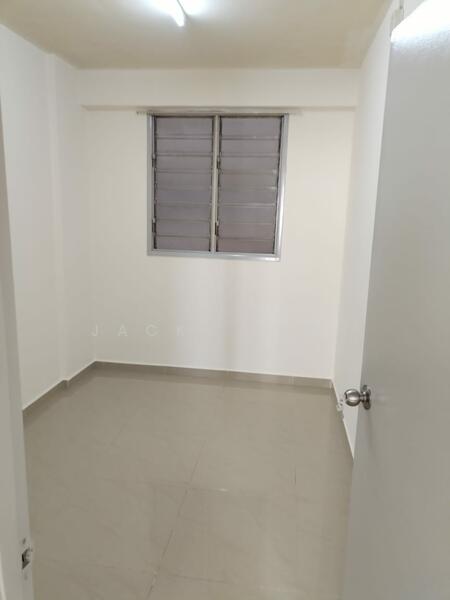 Untuk Disewa - Sri Saujana