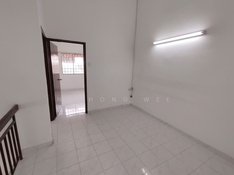 Untuk Disewa - Jalan Merak, Bandar Puchong Jaya