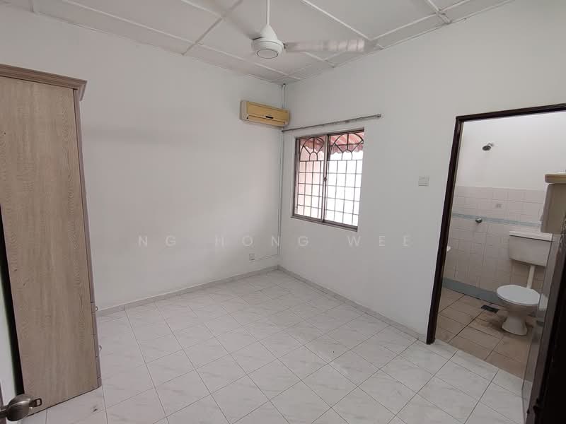 Untuk Disewa - Jalan Merak, Bandar Puchong Jaya