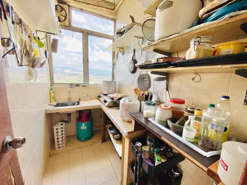 Pangsapuri untuk Dijual di Selesa I Resort Apartment (Pangsapuri Damai Mewah B) - Erin Yusof - Kitchen - PropertyGuru.com.my
