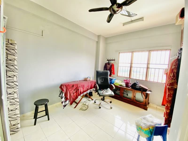 Pangsapuri untuk Dijual di Selesa I Resort Apartment (Pangsapuri Damai Mewah B) - Erin Yusof - Interior - PropertyGuru.com.my