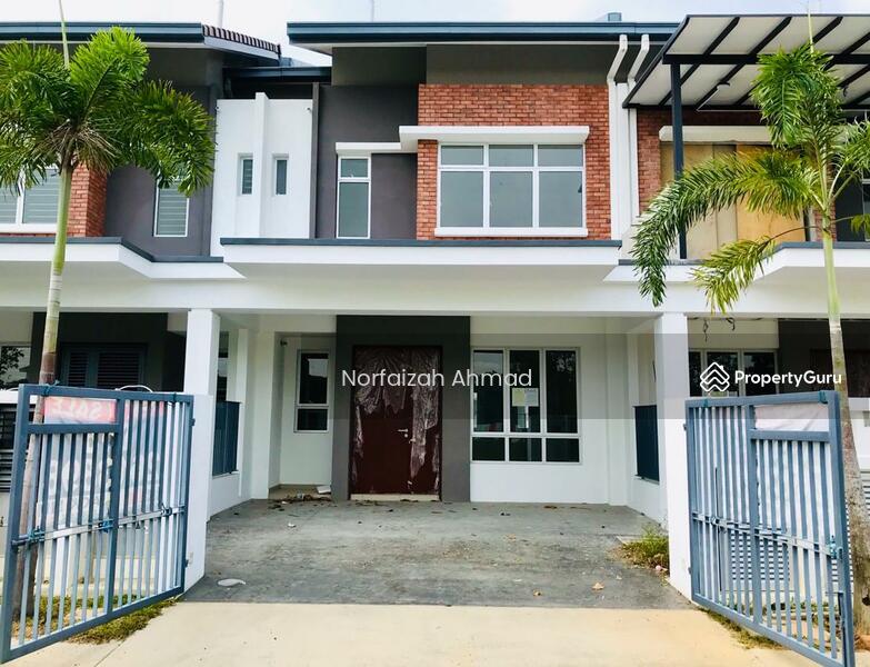 Livia Bandar Rimbayu Telok Panglima Garang Double Storey Terrace House