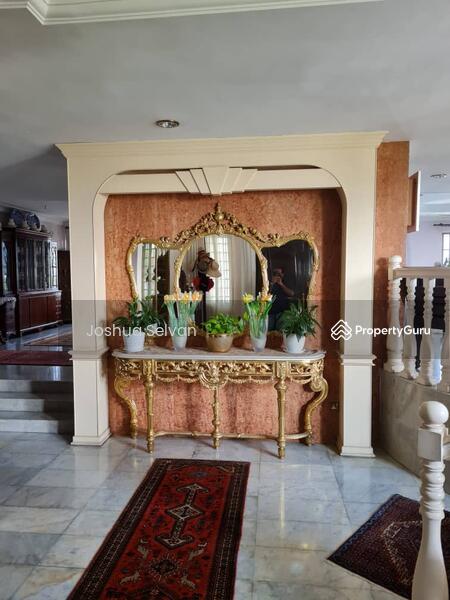 Untuk Dijual - 3 Storey Royal Mansion Bangsar