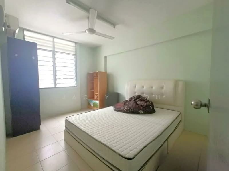 Kondominium untuk Dijual di Green Garden - Jacky Yeoh - Bedroom - PropertyGuru.com.my