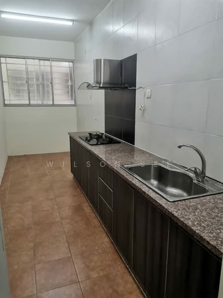 Kondominium untuk Dijual di Platinum Lake PV 13 - Wilson See - Kitchen - PropertyGuru.com.my