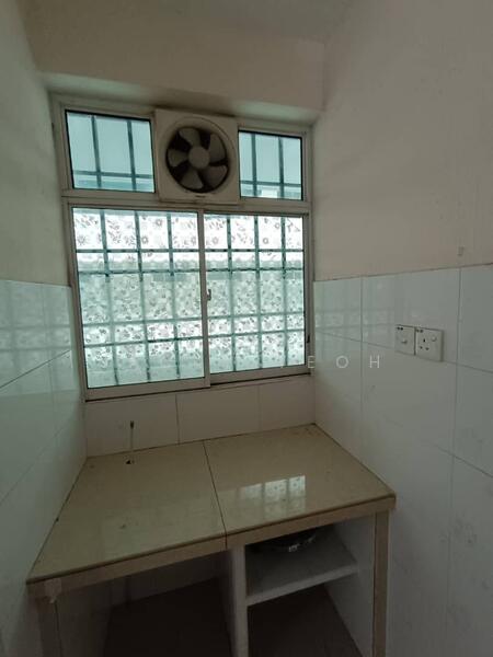 Untuk Disewa - Sri Saujana