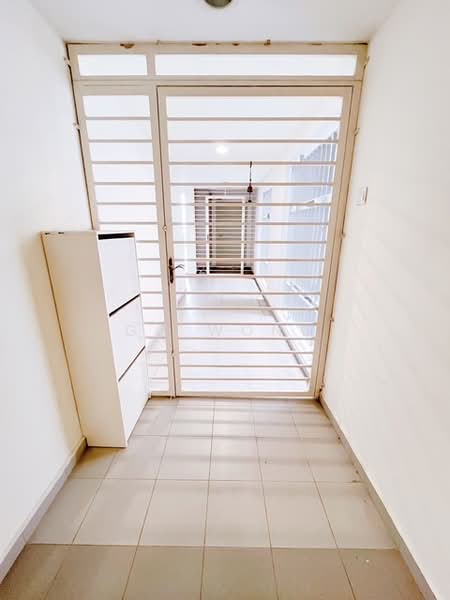 Kondominium untuk Disewa di SetiaWalk - GG Wong - Entrance - PropertyGuru.com.my