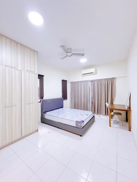 Kondominium untuk Disewa di SetiaWalk - GG Wong - Bedroom - PropertyGuru.com.my
