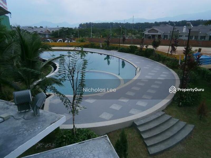 For Sale - 3 Room Fully Furnished Unit at Skygarden Residences