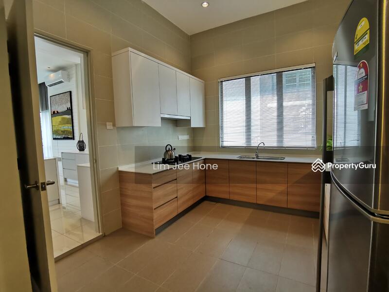 Untuk Dijual - Ampang [ Freehold ] 6 storey SemiD, ampang jaya