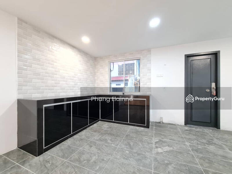 No Longer Available] JALAN KEEMBONG, JOHOR JAYA, JALAN KEEMBONG 33 