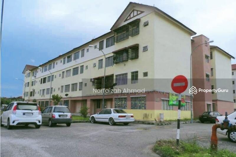 No Longer Available Pangsapuri Seroja Taman Alam Jaya Jalan Arca U8 80 Seksyen U8 Kuala Selangor Selangor 3 Bedrooms 750 Sqft Apartments Condos Service Residences For Sale By Norfaizah Ahmad Rm 135 000 32330753