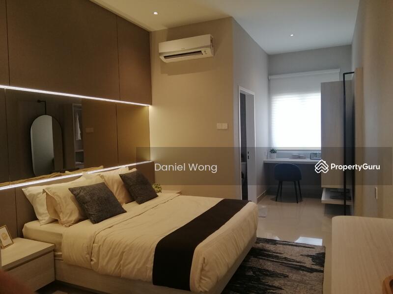 Freehold at Putrajaya Cyberjaya 2sty landed Semi D with extra land 7315 untuk Untuk Dijual - RM 1,208,000, Mac 2026 - PropertyGuru.com.my