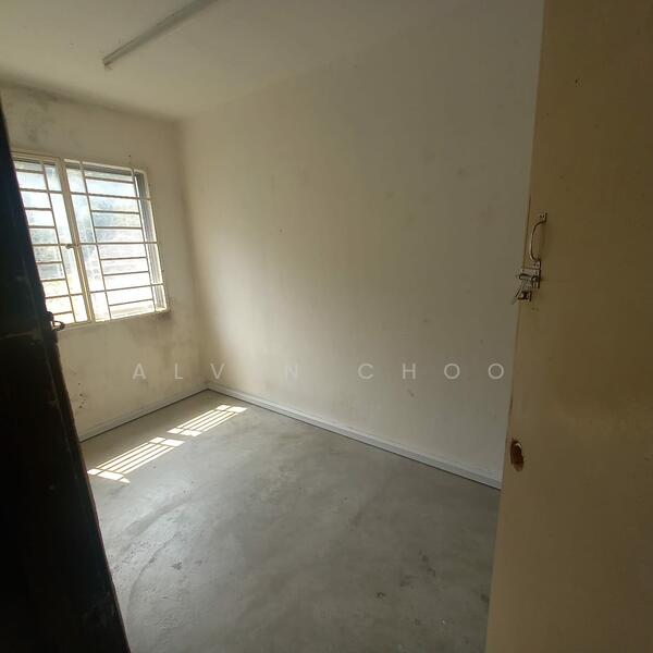 For Rent - Rumah Pangsa Saga (Saga Suria)