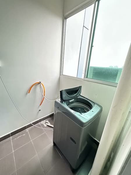 Servis Apartment untuk Disewa di DK Senza - Henry Saw - Balcony - PropertyGuru.com.my