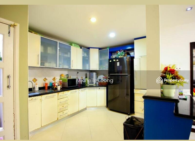 Untuk Dijual - Kota Kemuning