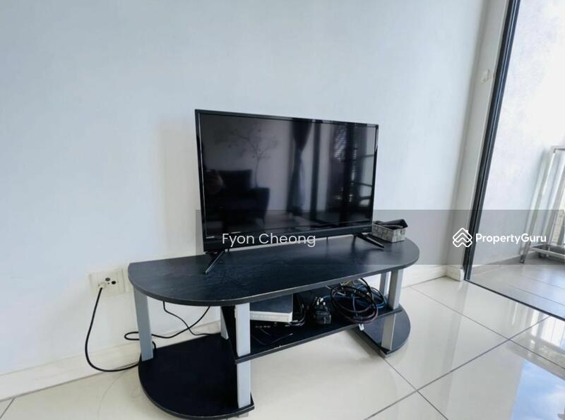 Untuk Dijual - The WaterEdge (Pinggiran Air)