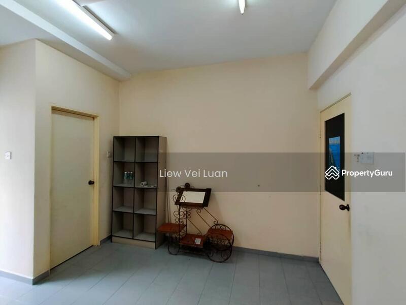 For Sale - Taman Desa ,2nd Floor for Tuition Center or Office Cheap Sale