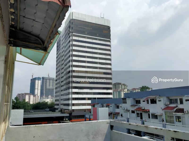 For Sale - Taman Desa ,2nd Floor for Tuition Center or Office Cheap Sale