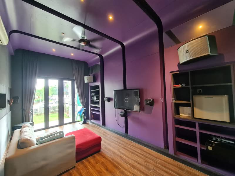 Bungalow for Sale in Seri Kembangan (Selangor) - Venice Chong - Living Room - PropertyGuru.com.my