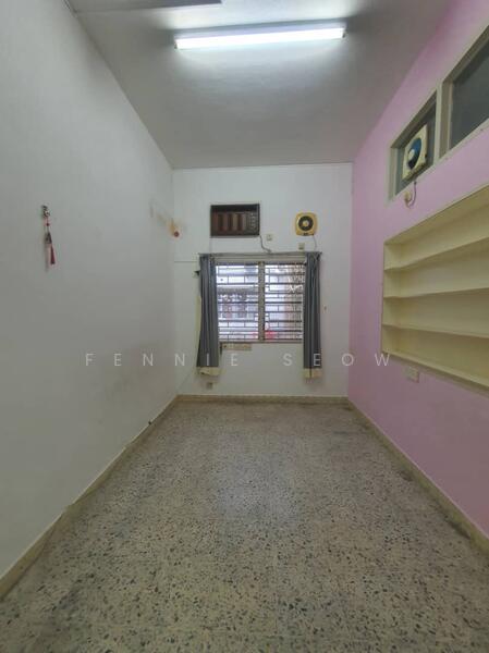 For Rent - Jalan Air Itam | Facing Main Road