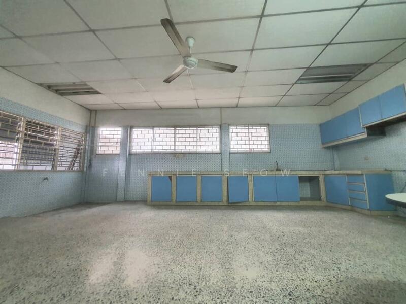 For Rent - Jalan Air Itam | Facing Main Road