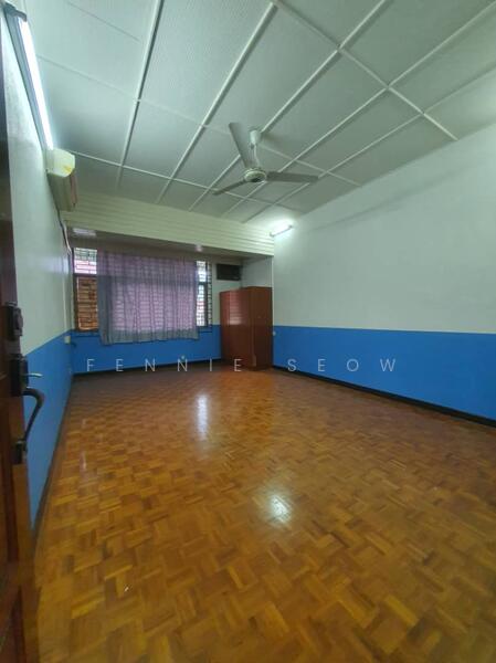 For Rent - Jalan Air Itam | Facing Main Road