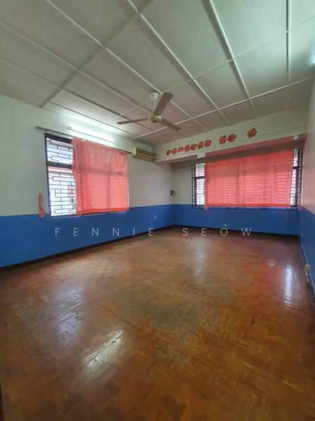 For Rent - Jalan Air Itam | Facing Main Road