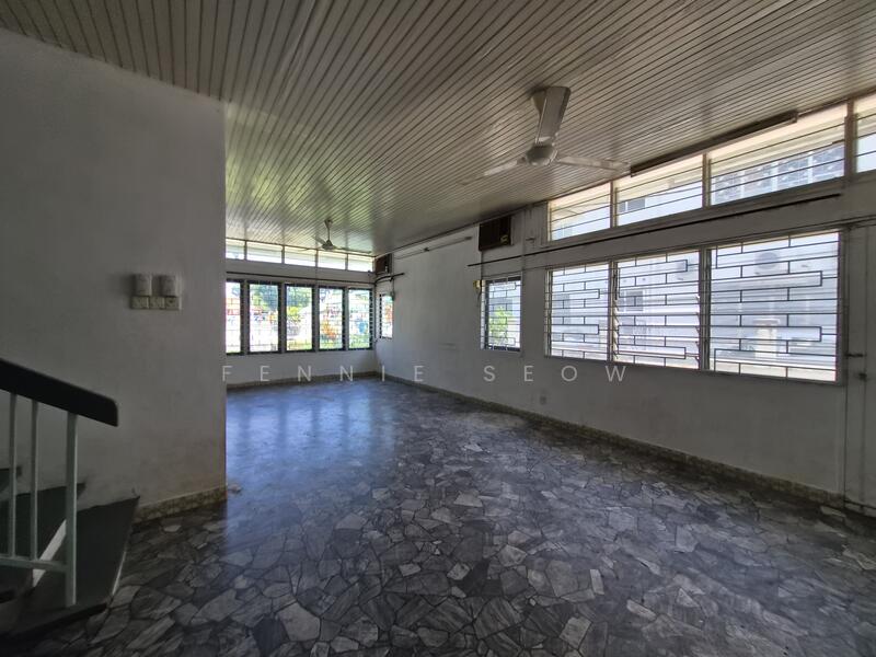 For Rent - Jalan Air Itam | Facing Main Road