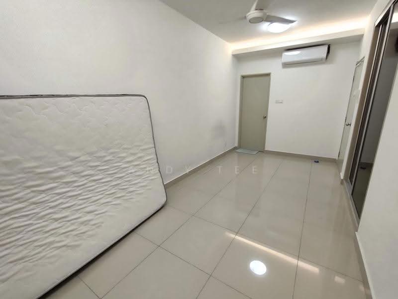 Kediaman Servis untuk Disewa di Alam Sanjung - Andy Tee - Master Room with Air-Con - PropertyGuru.com.my