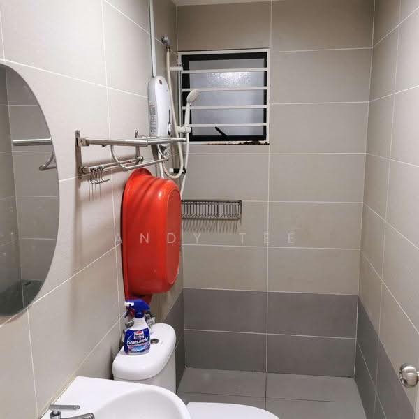 Kediaman Servis untuk Disewa di Alam Sanjung - Andy Tee - 2nd Bathroom - PropertyGuru.com.my