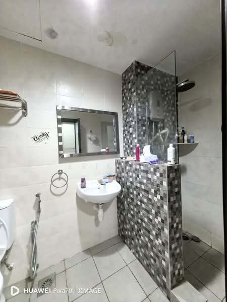 Servis Apartment untuk Disewa di Garden @ One South - Erik Oh - Bathroom - PropertyGuru.com.my