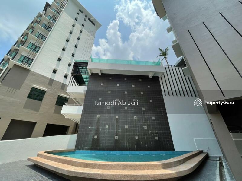 Lake Vista Residence, Jalan Suarasa 8/4 Off Jalan Suakasih, Bandar Tun