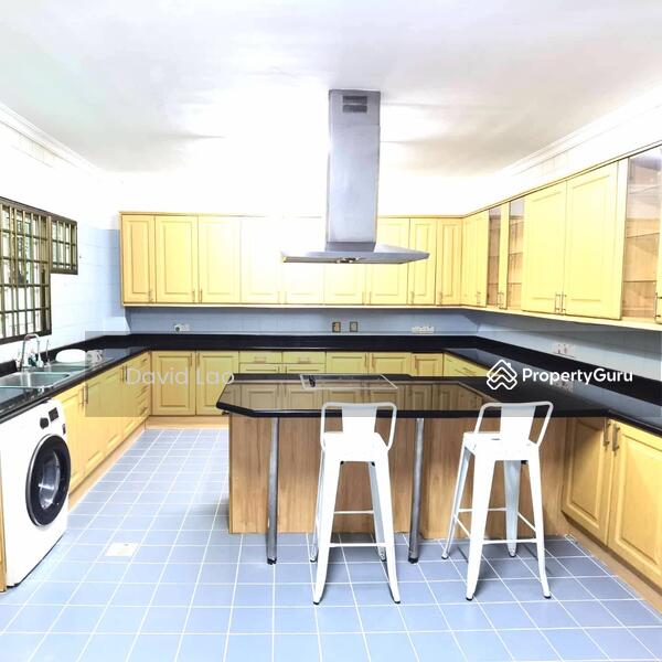 Untuk Disewa - 3 Storey House Vila Sri Ukay Bukit Antarabangsa Ampang