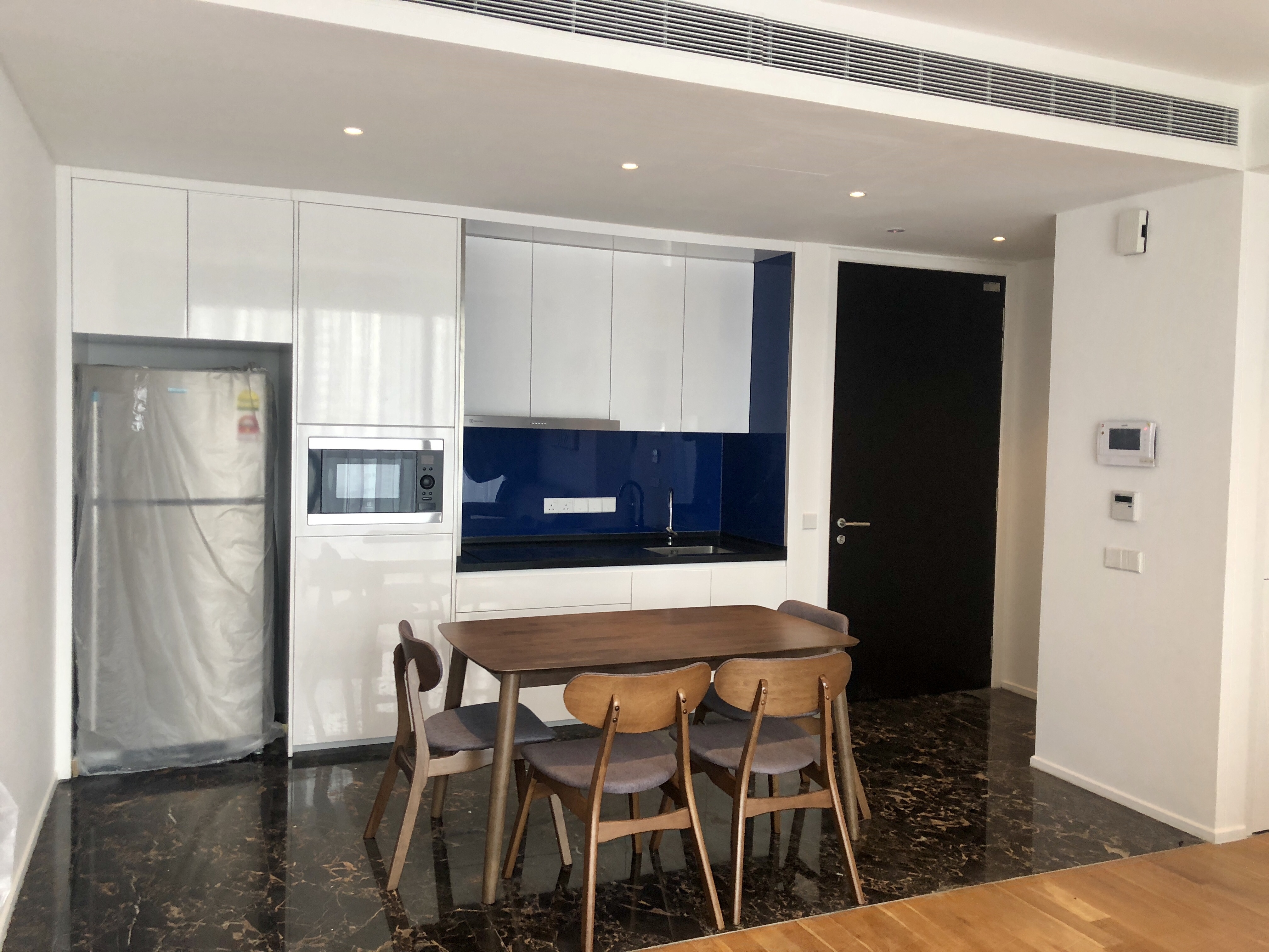 For Rent - Arcoris Residences