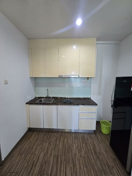 Service Residence for Rent at Zen Suites @ Zetapark - Meifen Low - Kitchen - PropertyGuru.com.my