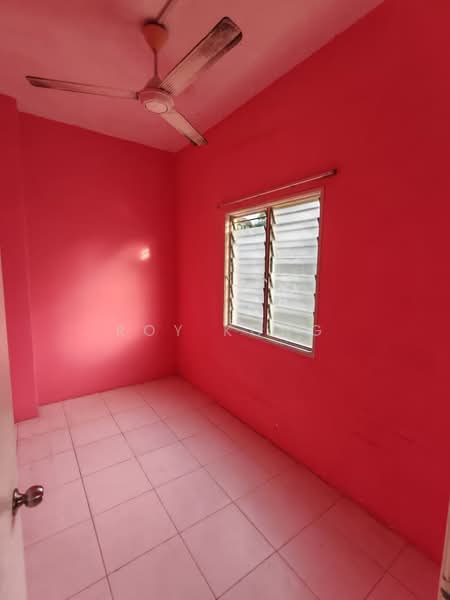 For Rent - The Lake Residence