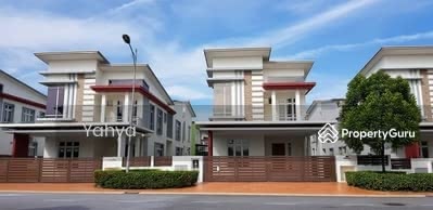 Semi-Detached House For Sale, 5+ Bedrooms, in Jalan Ipoh, KL City 