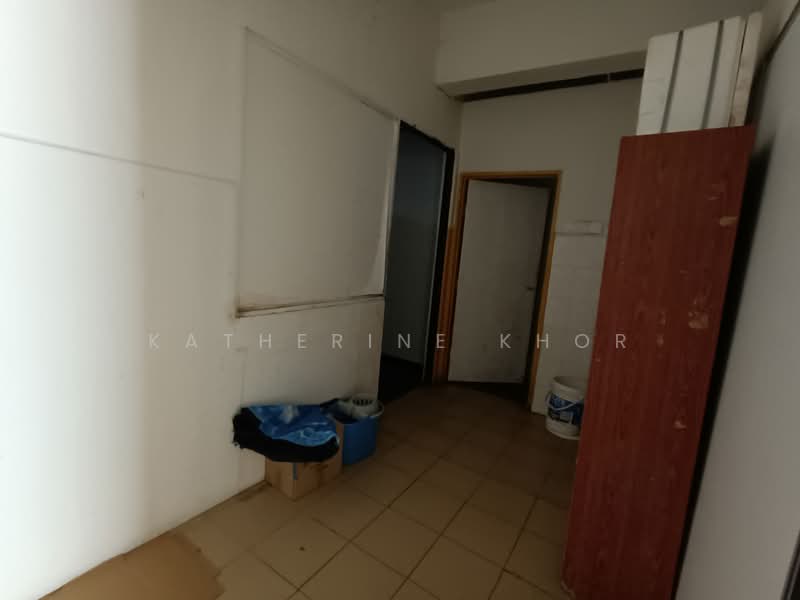 For Rent - Ground floor shophouse main road Medan angsana farlim