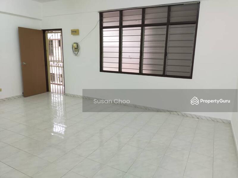 Pangsapuri untuk Dijual di Taman Bukit Jambul Block J - Susan Choo - PropertyGuru.com.my