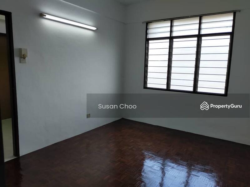 Pangsapuri untuk Dijual di Taman Bukit Jambul Block J - Susan Choo - PropertyGuru.com.my