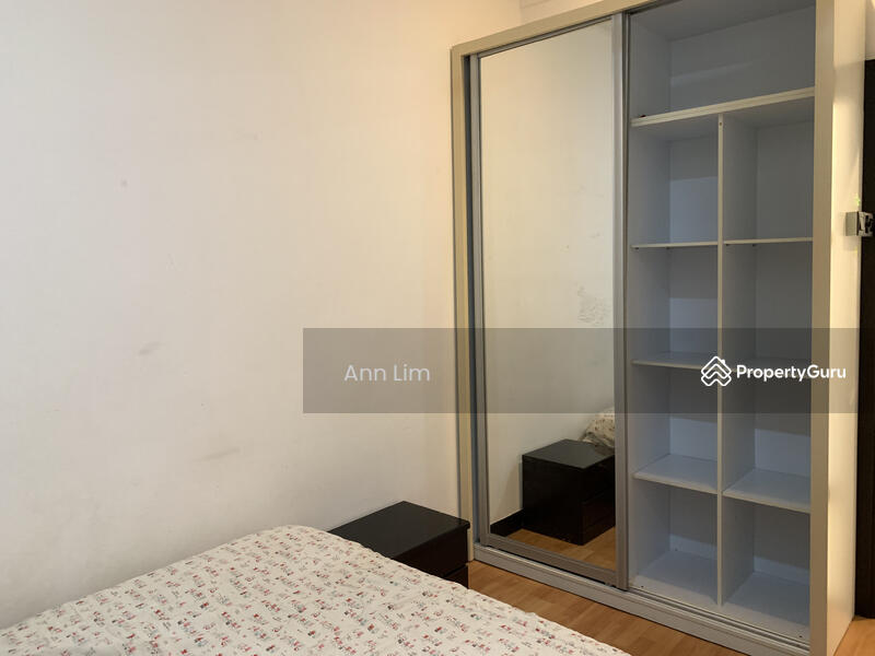 For Rent - Waldorf Tower