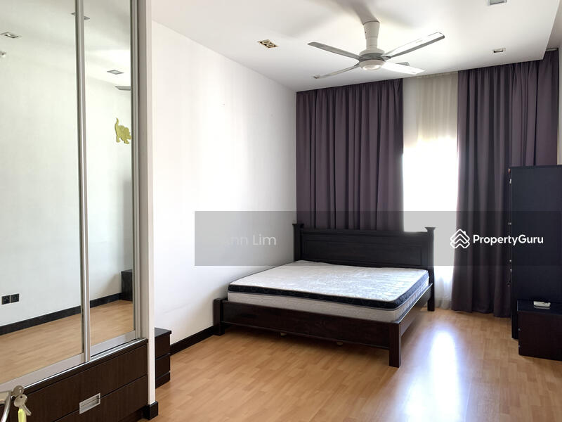 For Rent - Waldorf Tower