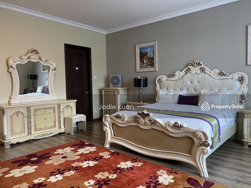 Third Floor - Master Bedroom 