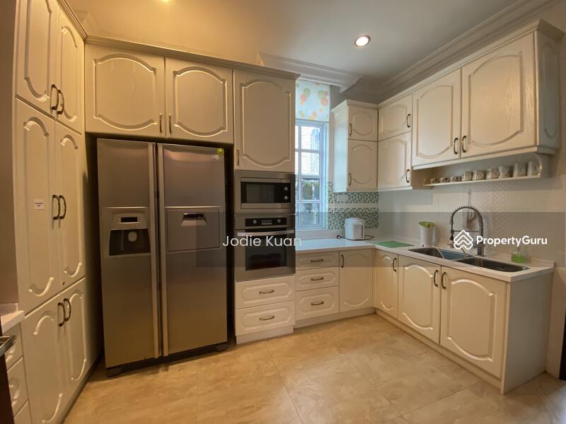 First Floor - Kitchen 